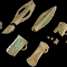 Cyflwyno celc o arteffactau efydd i Amgueddfa Pont-y-pŵl